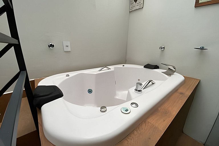 Loft com Hidromassagem em Araxá