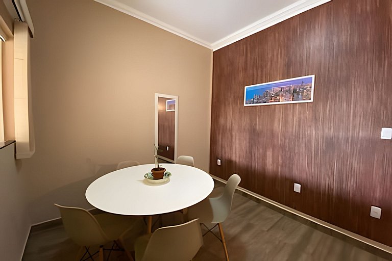 Casa Aconchegante com 2 Quartos