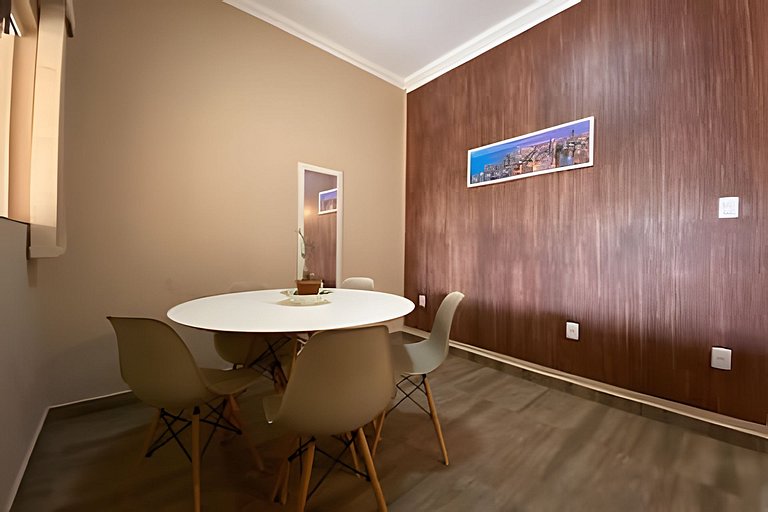 Casa Aconchegante com 2 Quartos