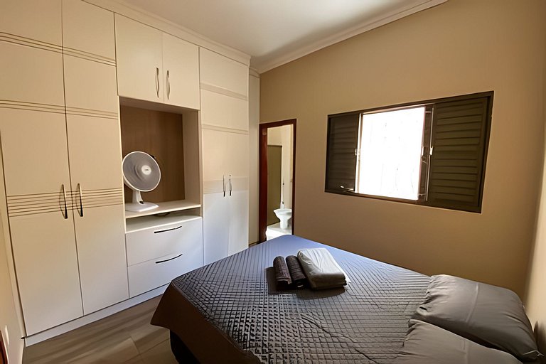 Casa Aconchegante com 2 Quartos