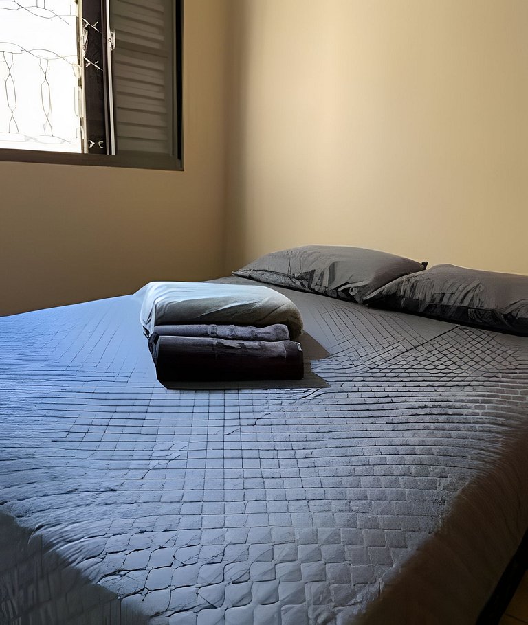 Casa Aconchegante com 2 Quartos