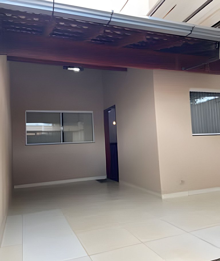 Casa Aconchegante com 2 Quartos