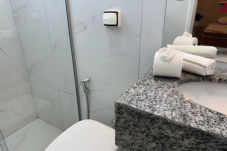 Apartamento em ótima avenida de Araxá