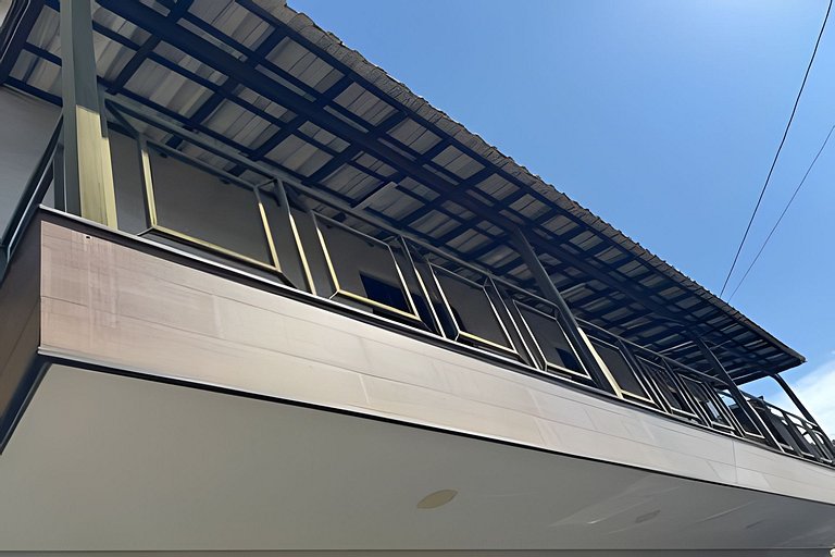 Espaçosa casa próxima ao Centro