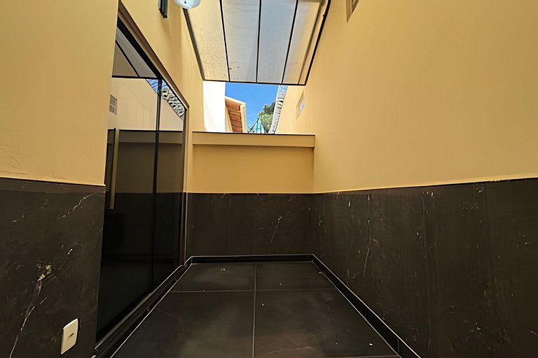 Espaçosa casa próxima ao Centro