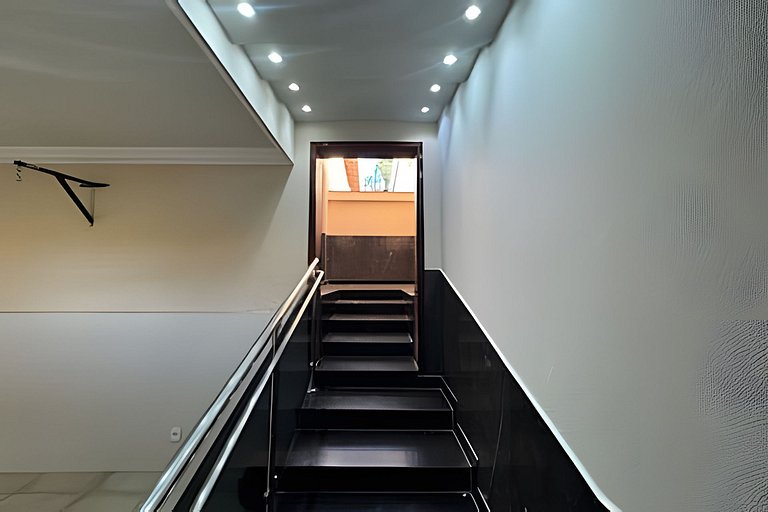 Espaçosa casa próxima ao Centro