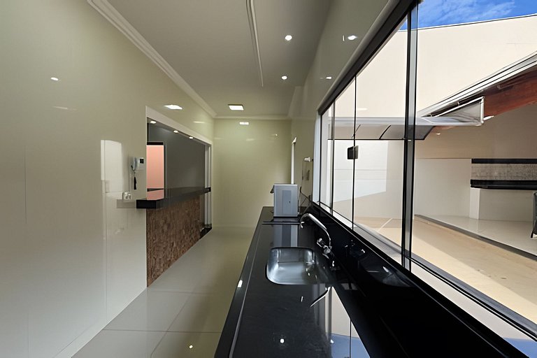 Espaçosa casa próxima ao Centro