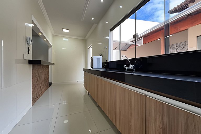 Espaçosa casa próxima ao Centro