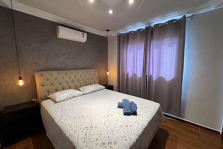 Espaçosa casa próxima ao Centro