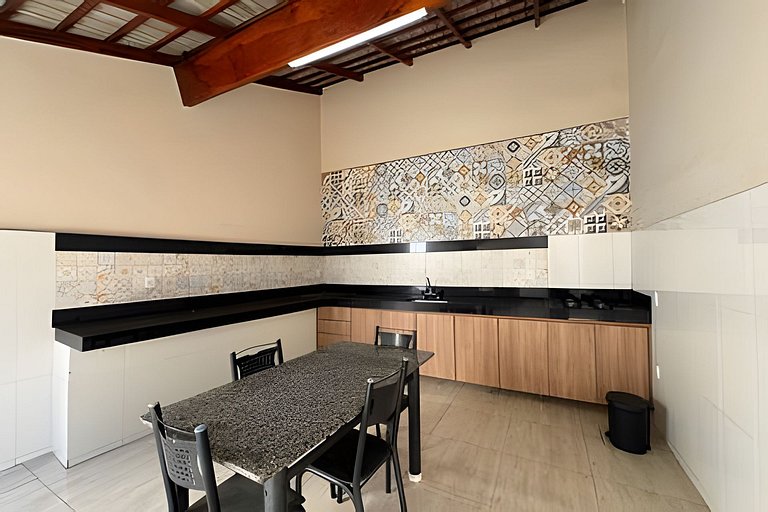 Espaçosa casa próxima ao Centro