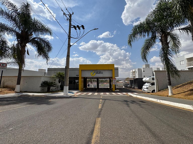 Apê Roxinol - Conforto e praticidade em Araxá