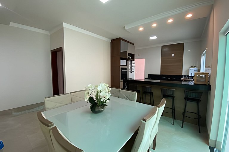 Seu Refúgio em Araxá, Casa Moderna e Espaçosa