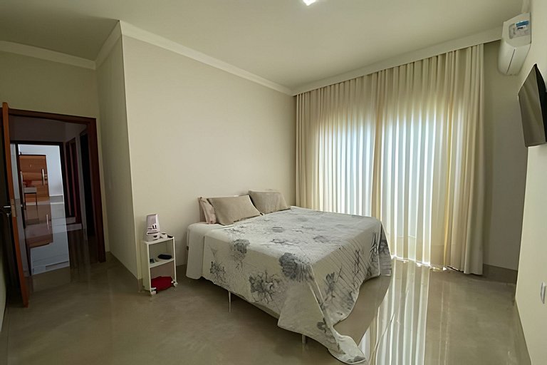 Seu Refúgio em Araxá, Casa Moderna e Espaçosa