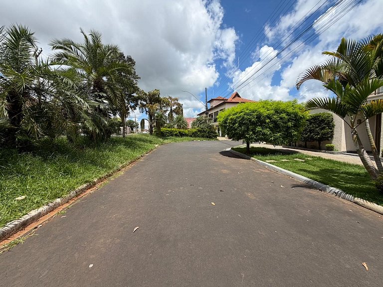 Chalé FarmHouse no centro de Araxá